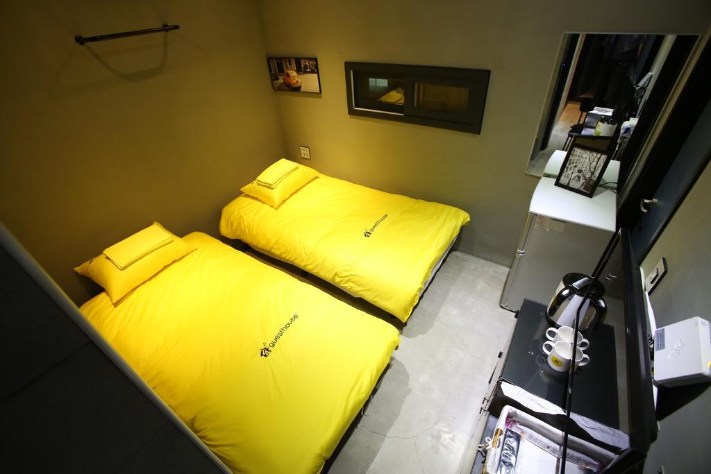 24 Guesthouse Garosugil - Gangnam Seoul Room photo