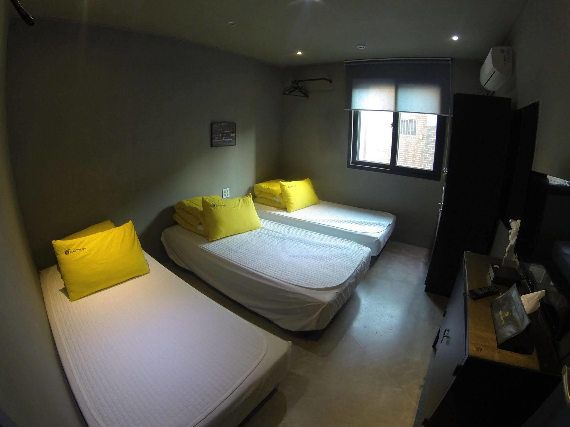 24 Guesthouse Garosugil - Gangnam Seoul Exterior photo